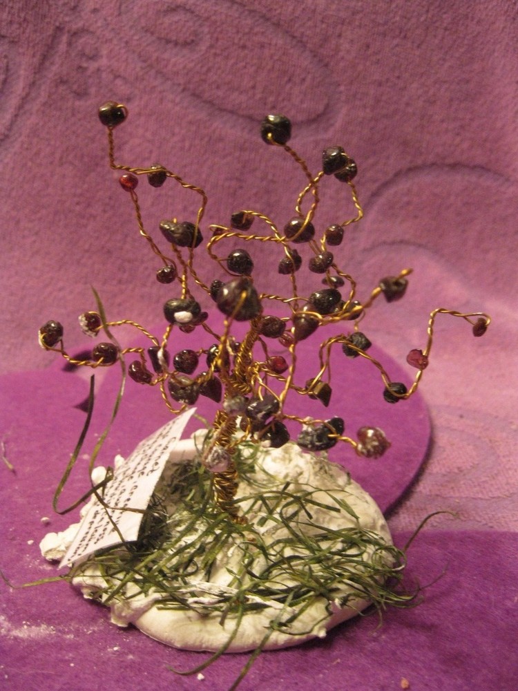 HEALING TREE--GARNET