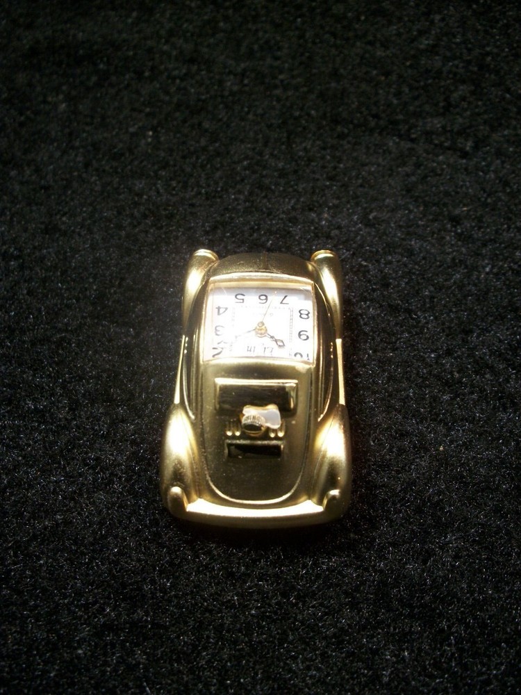 New Elgin Beetle Analog Clock - Gold