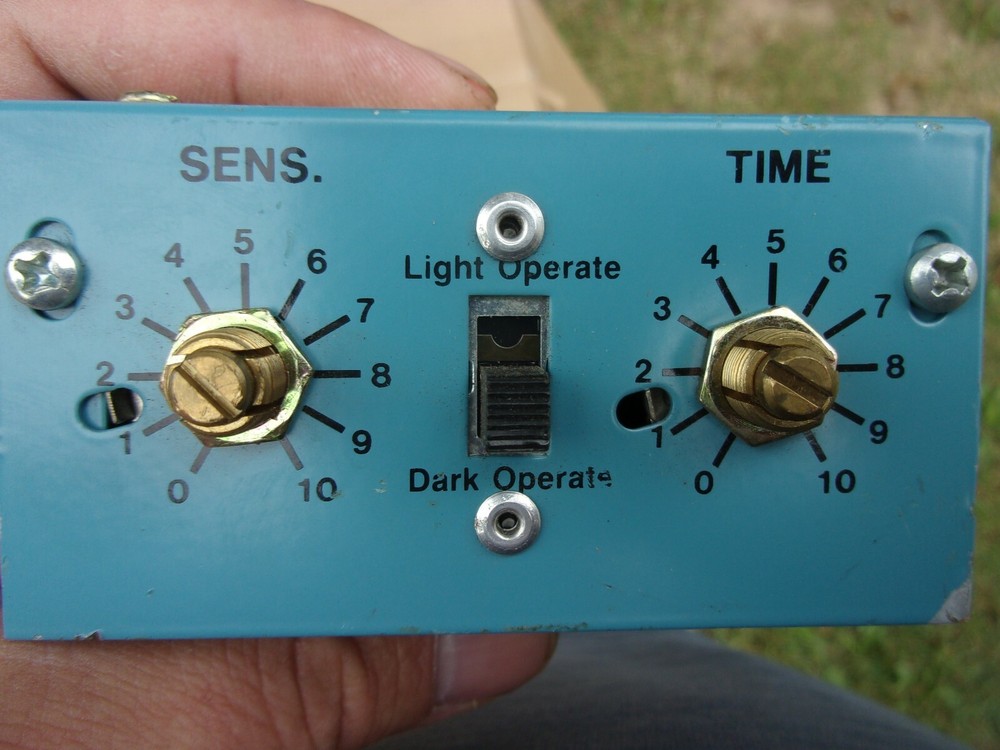 Honeywell Micro Switch FE-TR5 Photoelectric Sensor Control TR Logic Module Delay