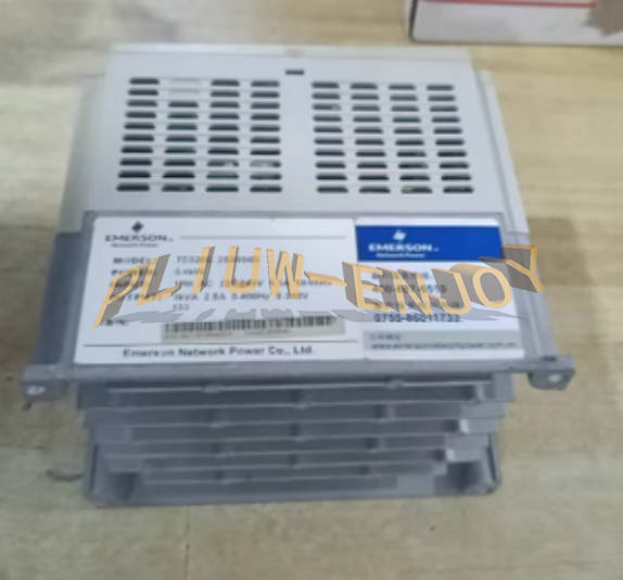 1PC New Emerson TD3200-2S0002D Controller