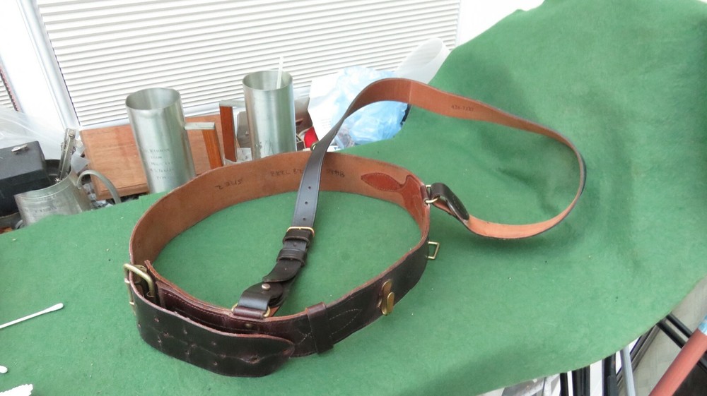 BRITISH ARMY SAM BROWNE BELT SIZE 2 WITH SHOULDER STRAP
