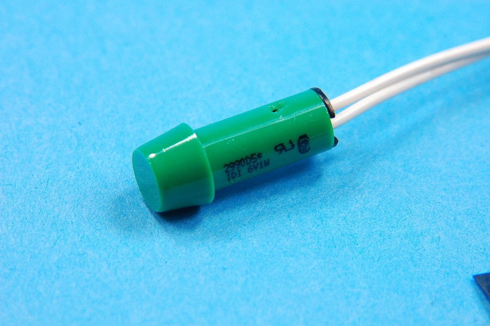 NEW IDI 2990D1 RED INDICATOR LIGHT 12 VOLT