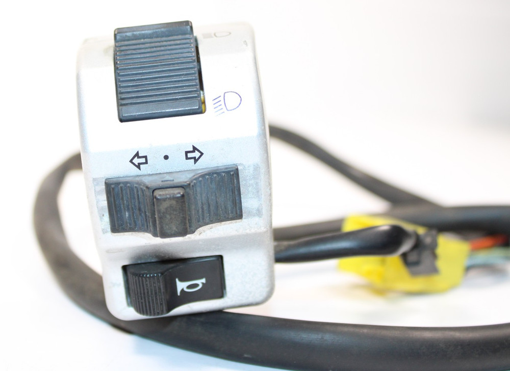 05 Suzuki VL800T Boulevard C50T Left Control Switch