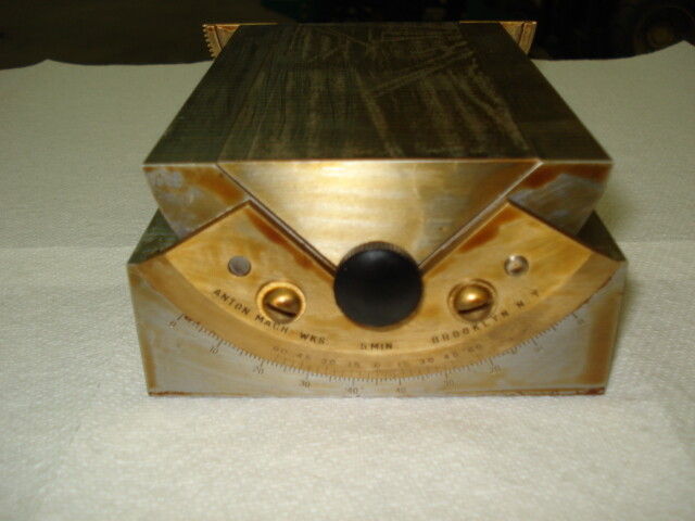 Magnetic Adjustable V Block
