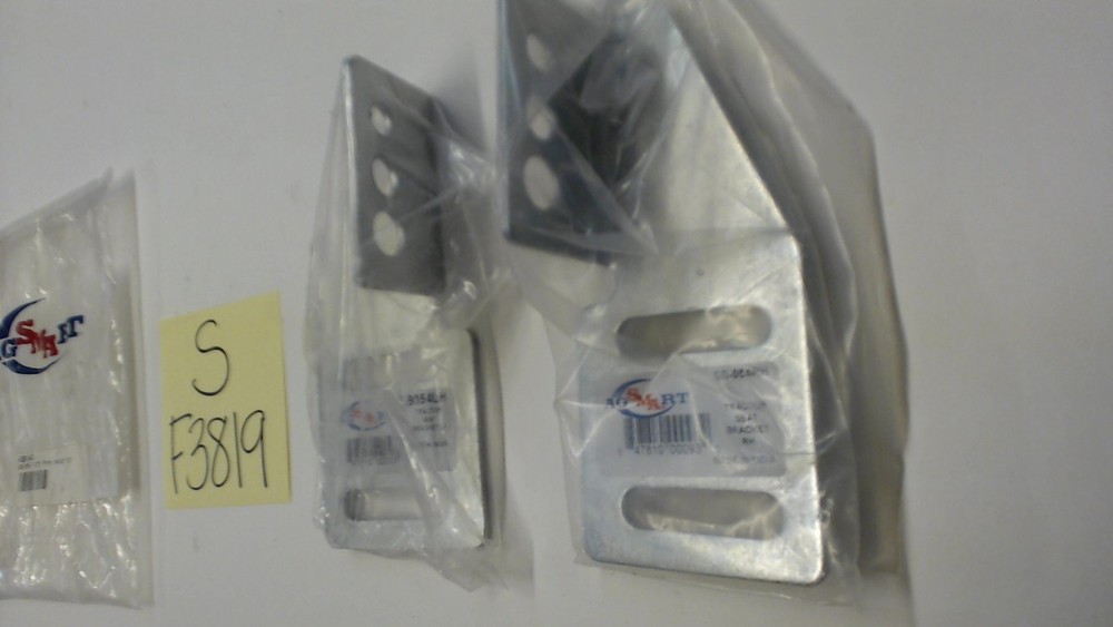 469940 Universal Flip Type Bracket Set
