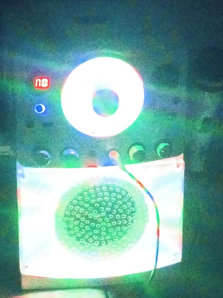 SINGING~MACHINE *CD+G *Bluetooth *Karaoke System w/ *LED Disco Lights