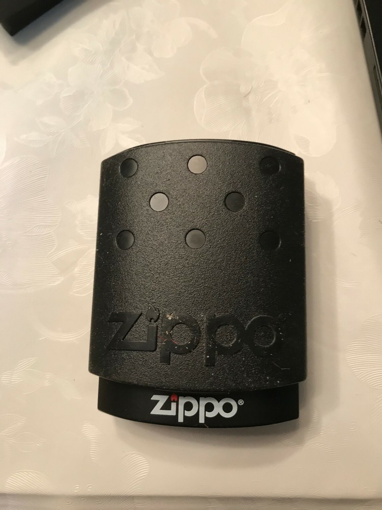 ZIPPO FINE LINES LIGHTER