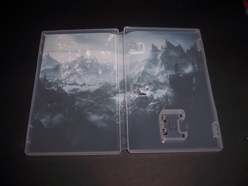 Authentic UAE Case/Artwork for Elder Scrolls V Skyrim Nintendo Switch Box READ