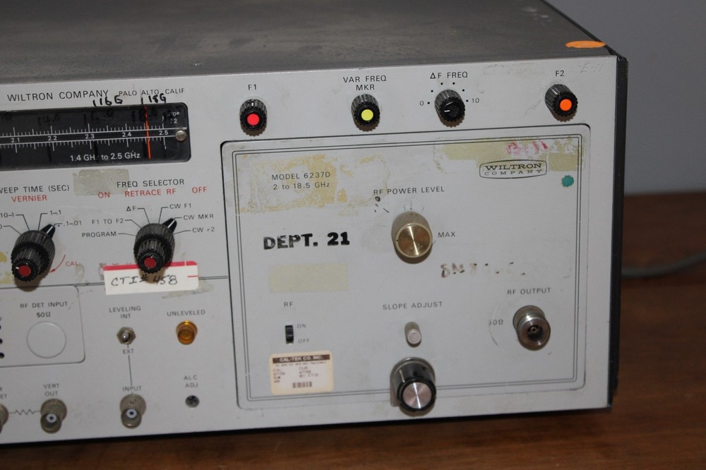 Wiltron 610D Sweep Generator (UNTESTED-POWERS ON)