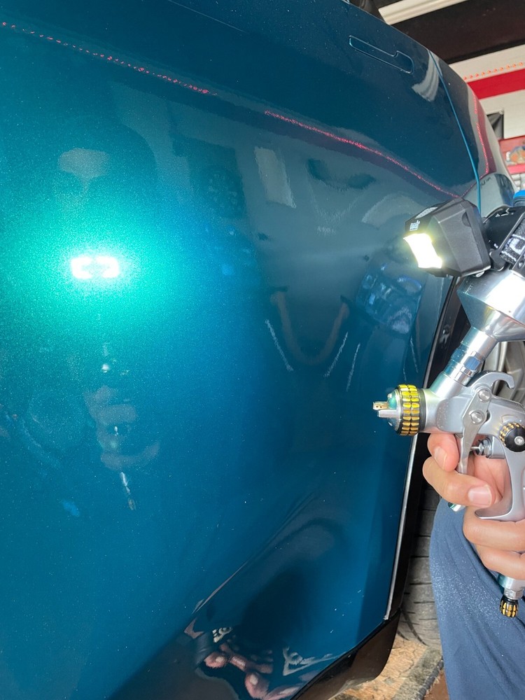 GunBudd® Adjustable Spray Gun Light – Universal Auto Paint Tool