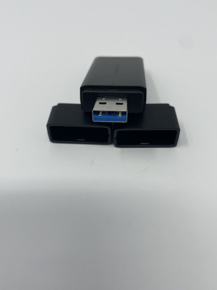 Insignia USB 3.2 SD and microSD Memory Card Reader