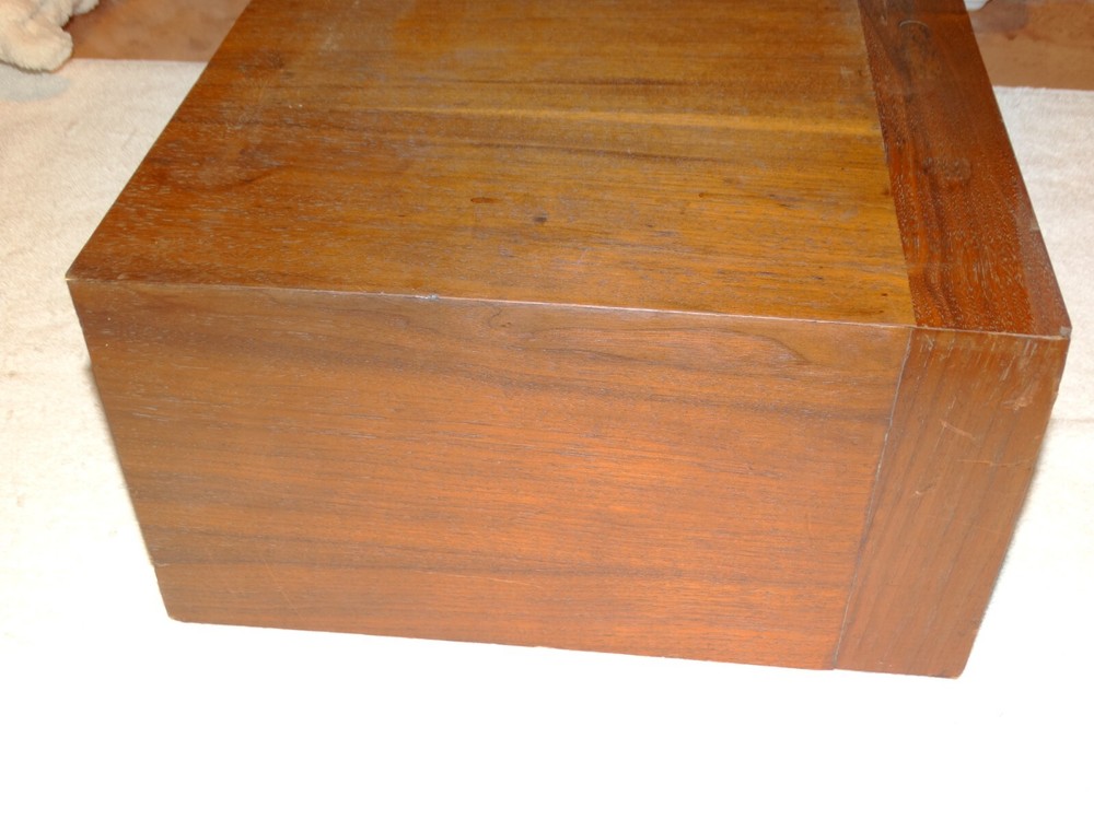 Vintage Wood Case *READ*