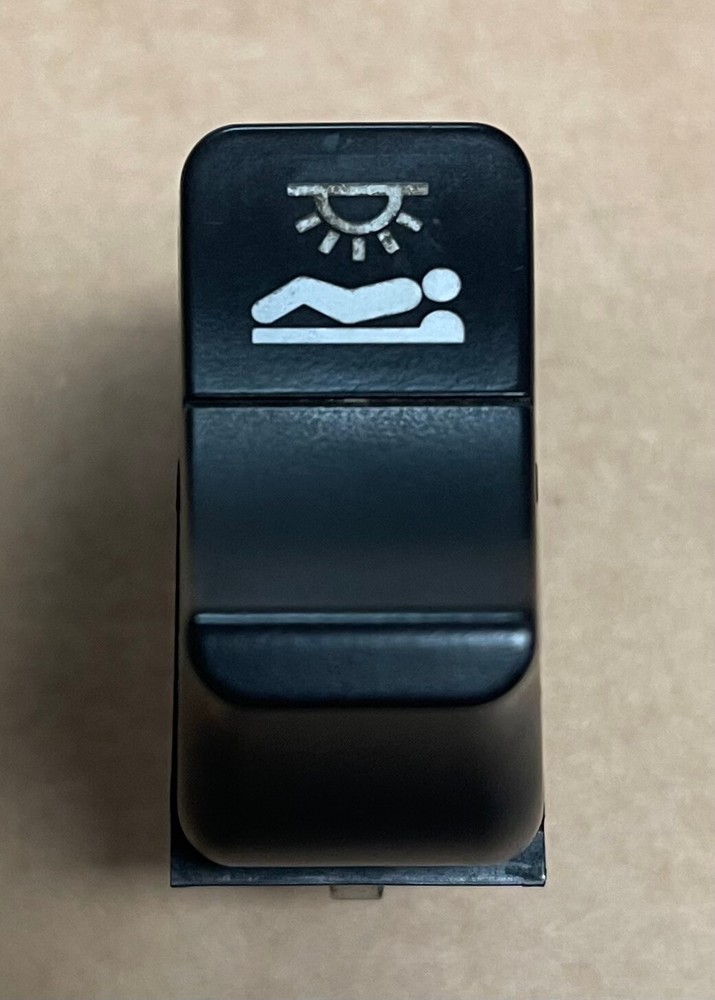 KENWORTH Sleeper Bunk Dome Light Rocker Switch P27-1173-014