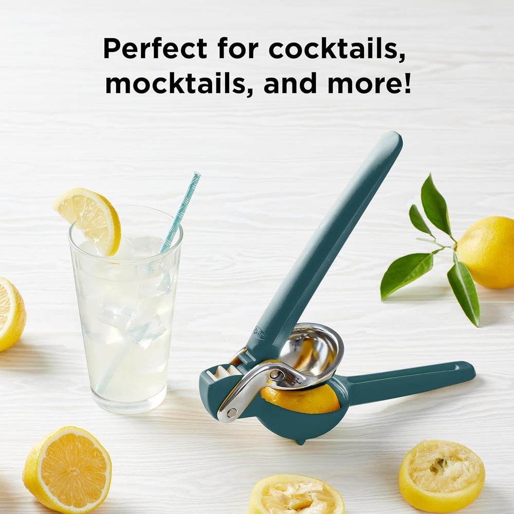 FreshForce Lemon Squeezer in Collard Green - Maximum Juice Extraction