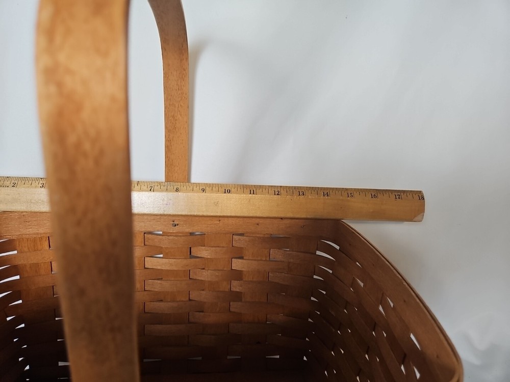 VTG 1992 LONGABERGER BASKET SIGNED #R