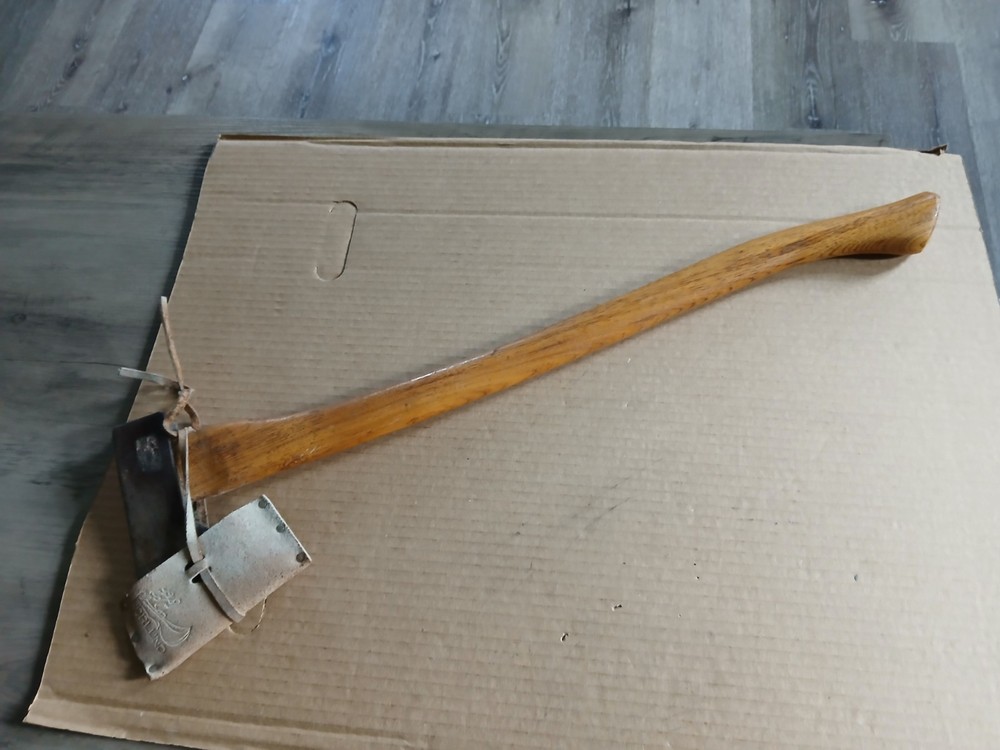 Genuine Norlund Axe w/ Cover