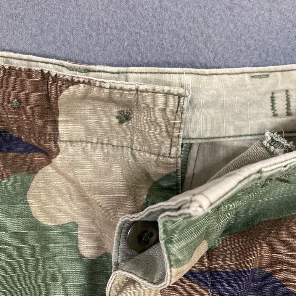 Combat Mens Size Small Brown Camoflouge Pattern Long Pants