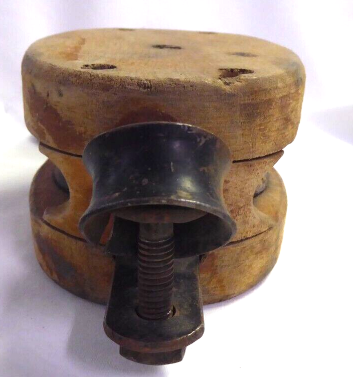 VINTAGE ANVIL BLOCK & TACKLE PULLEY