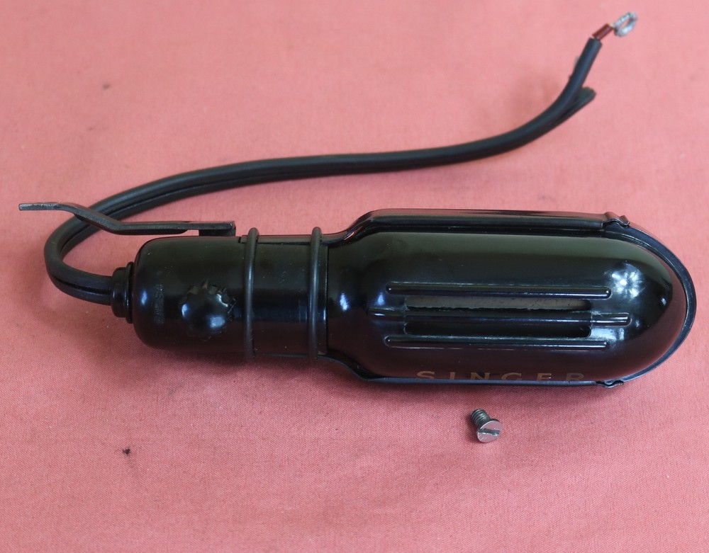 Vintage Singer Bakelite Singerlight Work Light