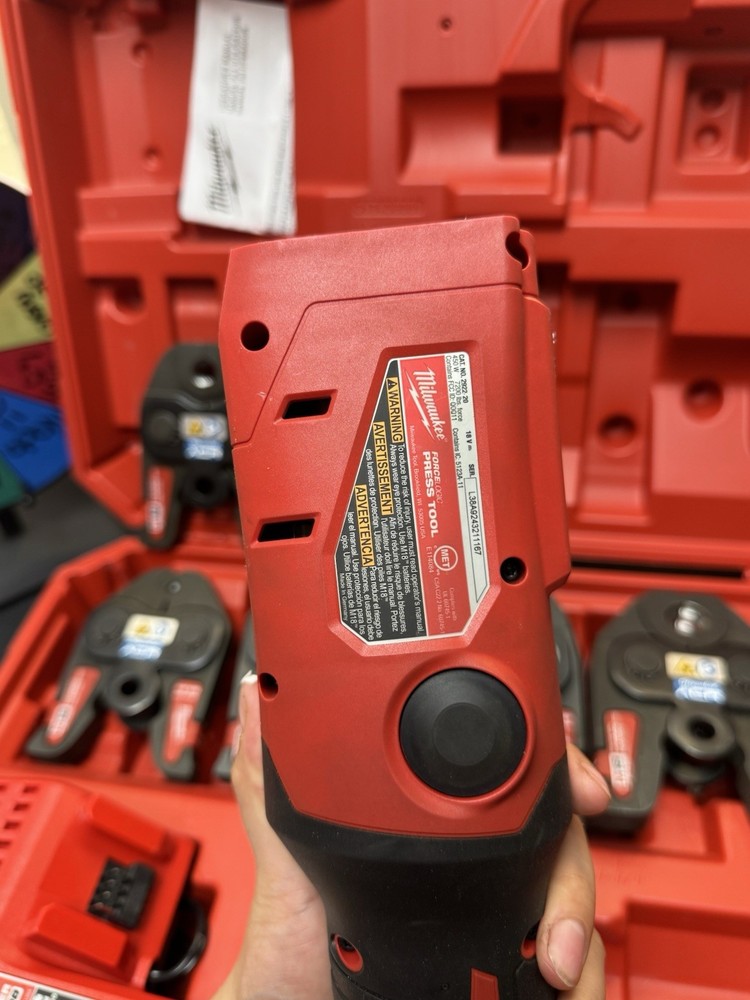 Milwaukee 2922-22 M18 Force Logic Press Tool