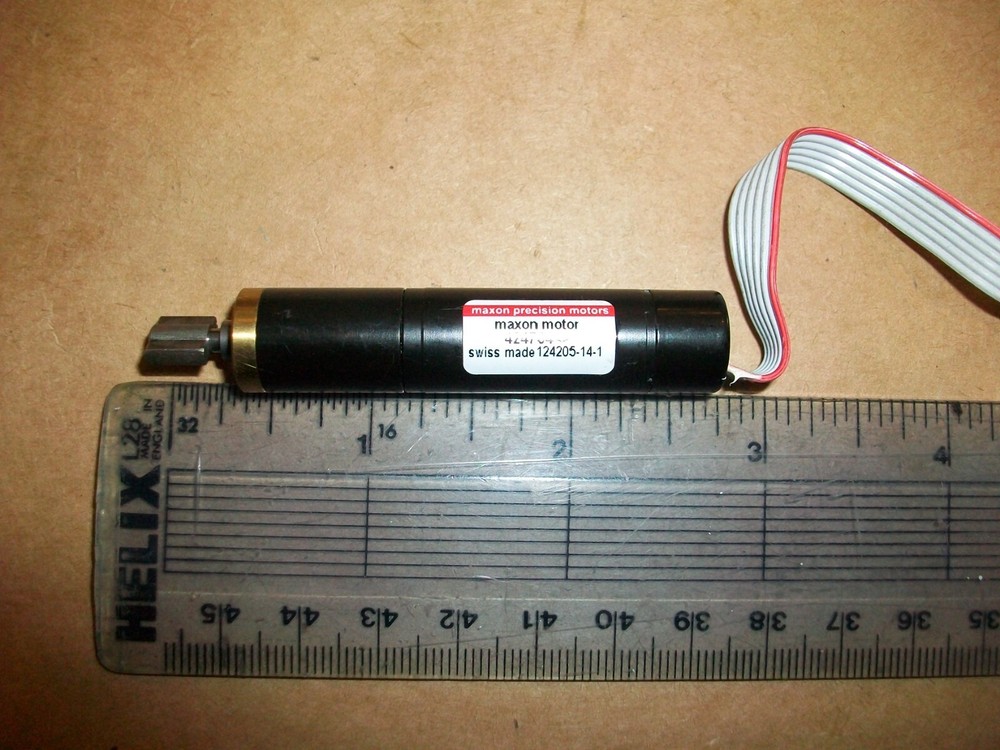 VARIAN / Maxon Miniature Gearhead DC Motor 424704 USED