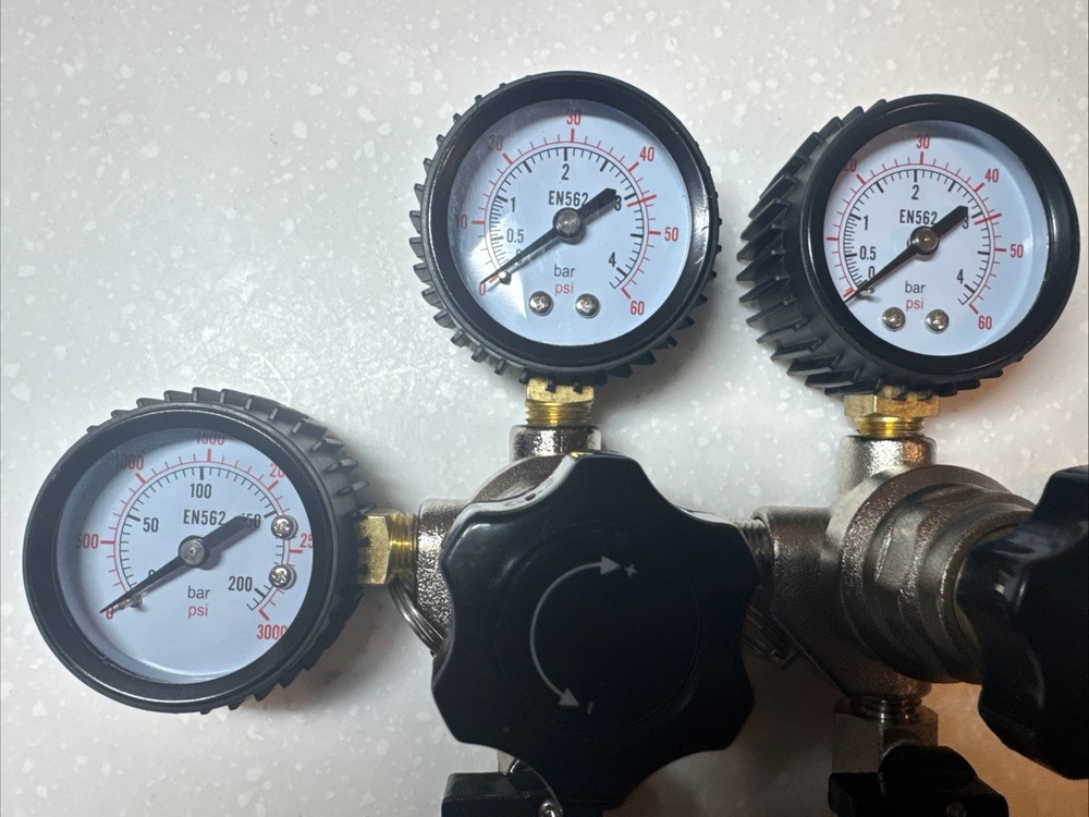 HILANGSAN DUAL OUTPUT CO2 REGULATOR