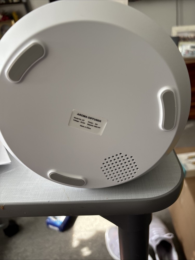 Desktop Aroma Diffuser Q7. New In Box