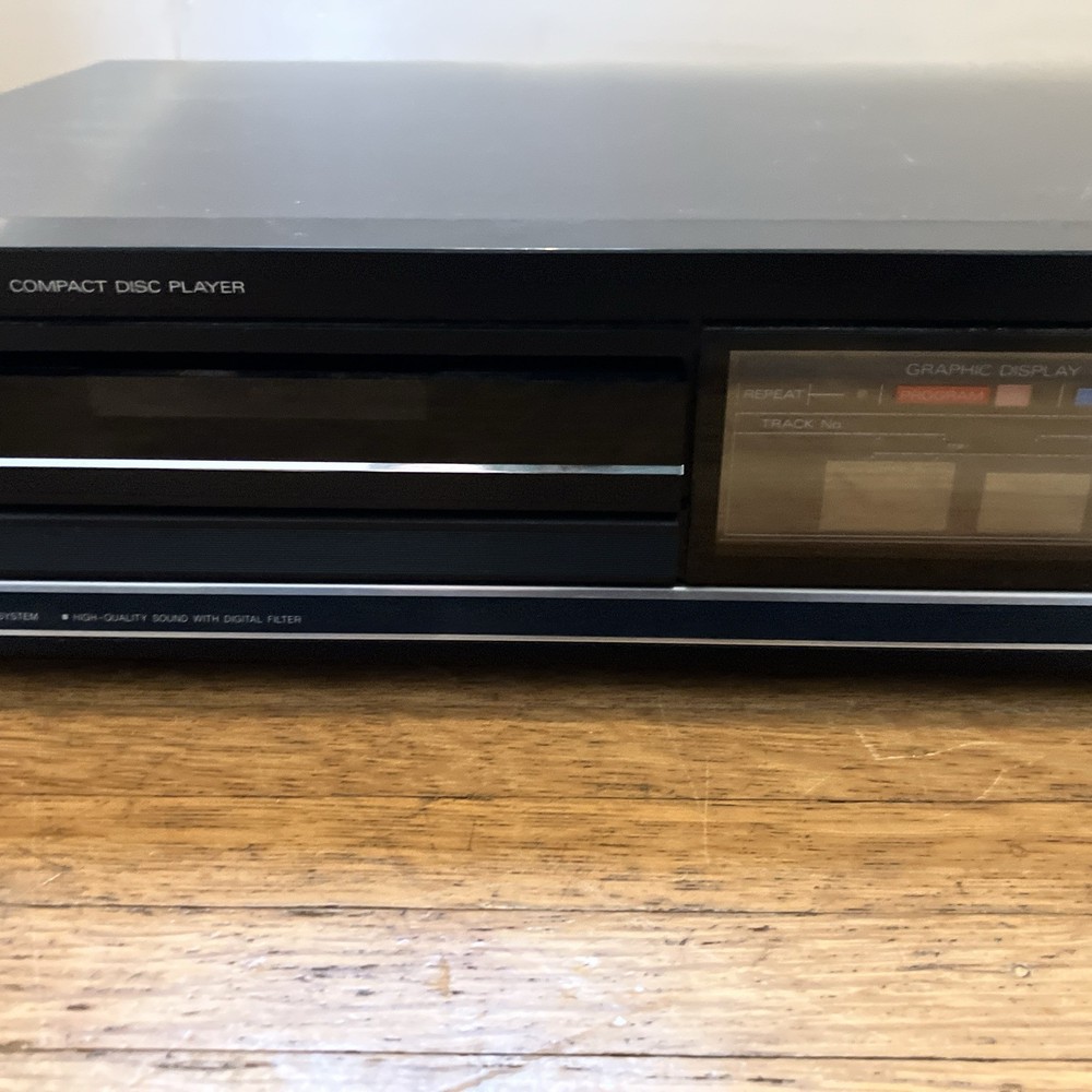Fisher CD Player AD-875