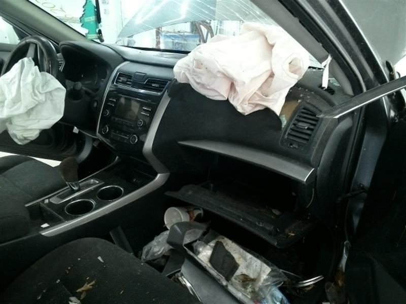 ALTIMA 2014 High Mounted Stop Light 1039984341