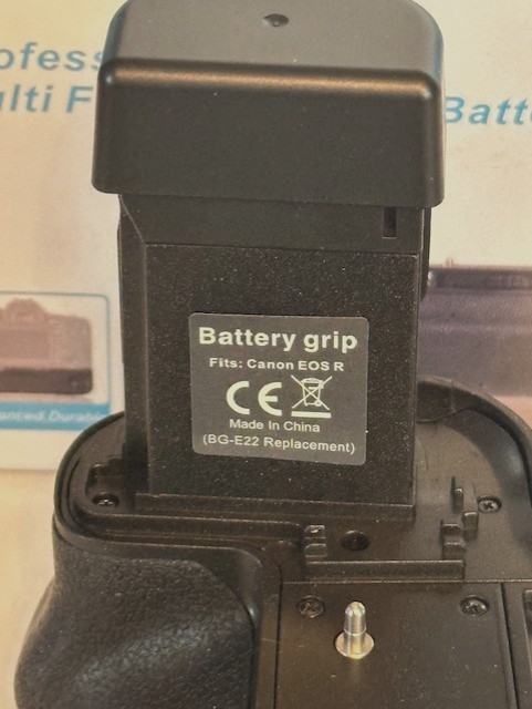 Professional Multi-Function Battery Grip for Cannon EOS R