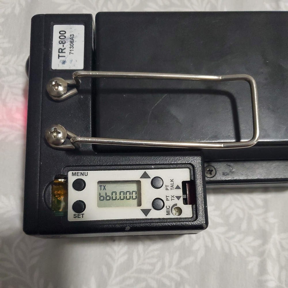 RADIOCOM TR-800 WIRELESS BELTPACK TRANSCEIVER