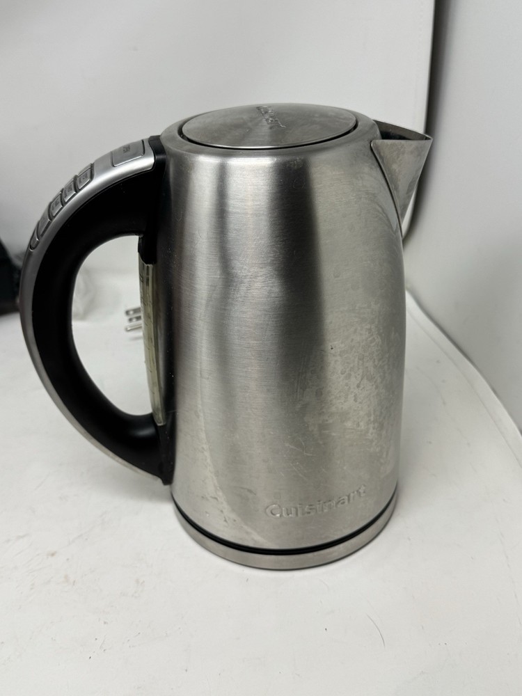 Cuisinart CPK-17DL Electric Kettle Cordless silver