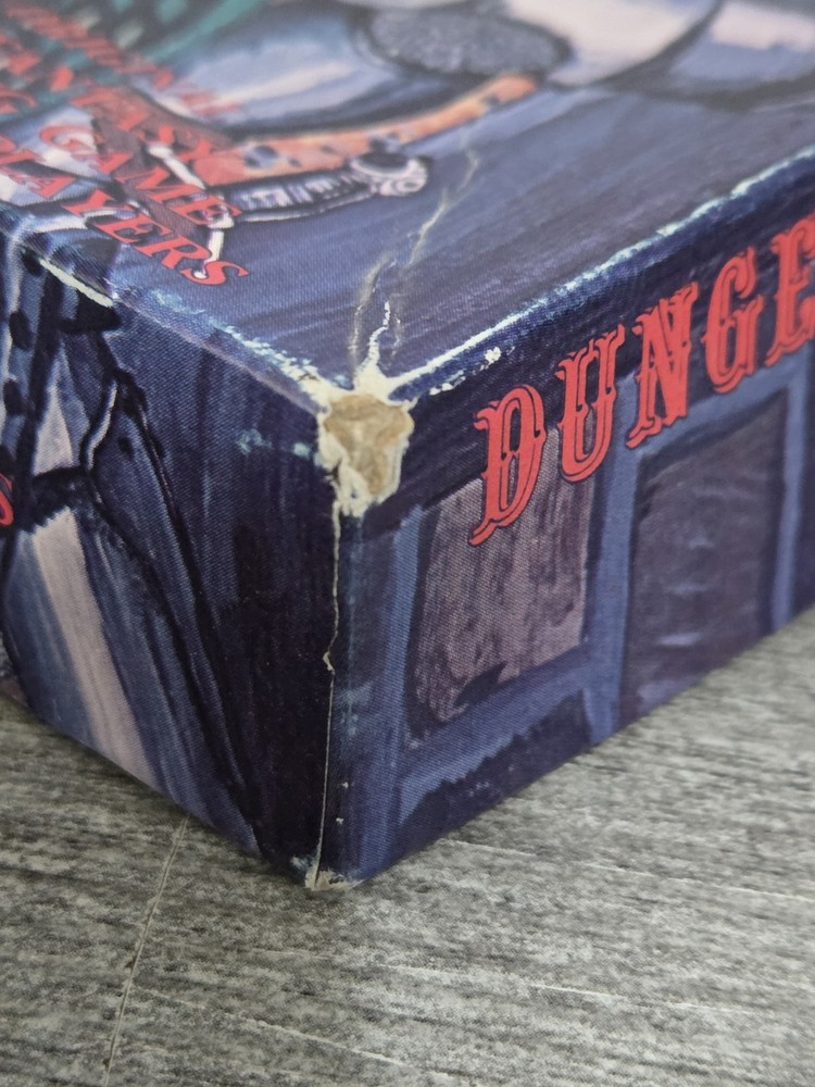 Vintage Dungeons & Dragons TSR Games Dice & Basic Box Set 3rd Edition 1979 Read