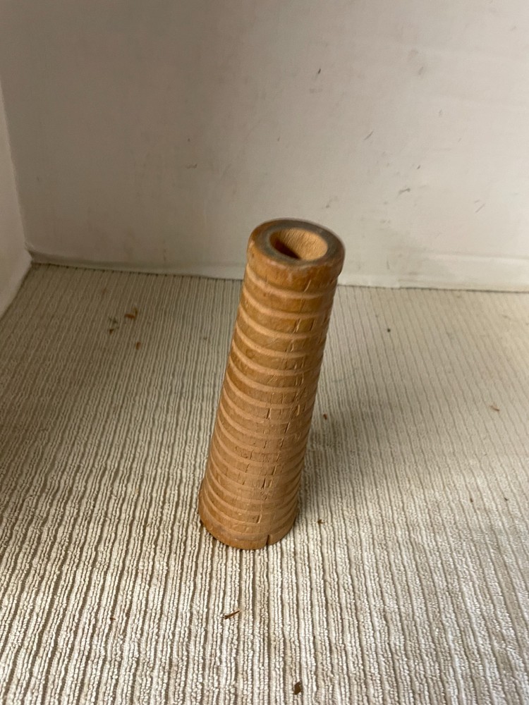 ANTIQUE SILK THREAD BOBBIN / SPOOL. NEW ENGLAND 7-97. SOLID WOOD, CONE SHAPE