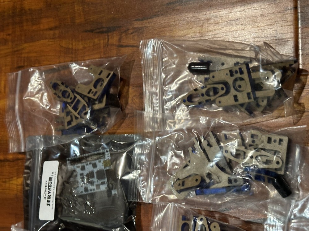 Hexy ArcBotics Robotic Hexapod Programmable Electronic Model Kit - New Open Box