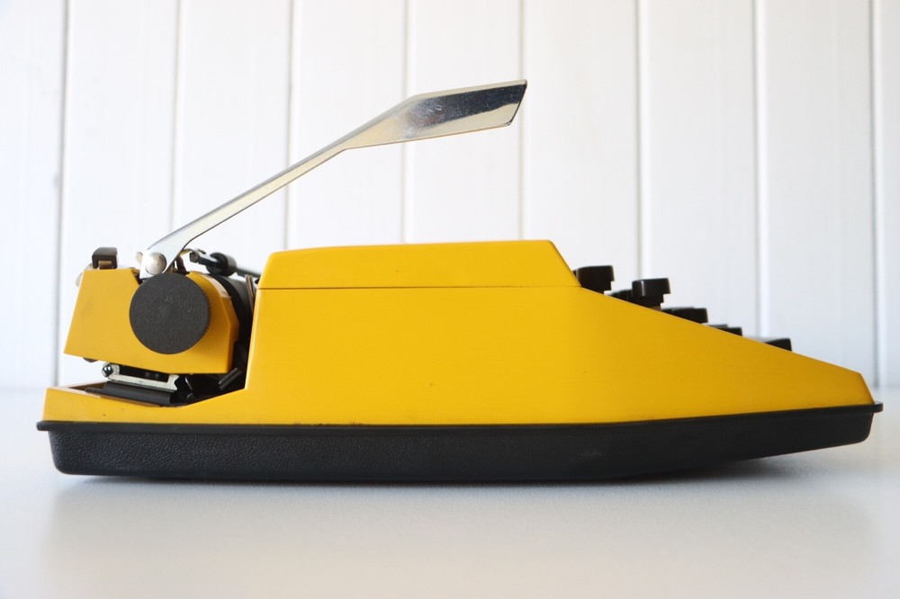Bright Yellow Adler Manual Typewriter ***** Excellent Working Condition *****