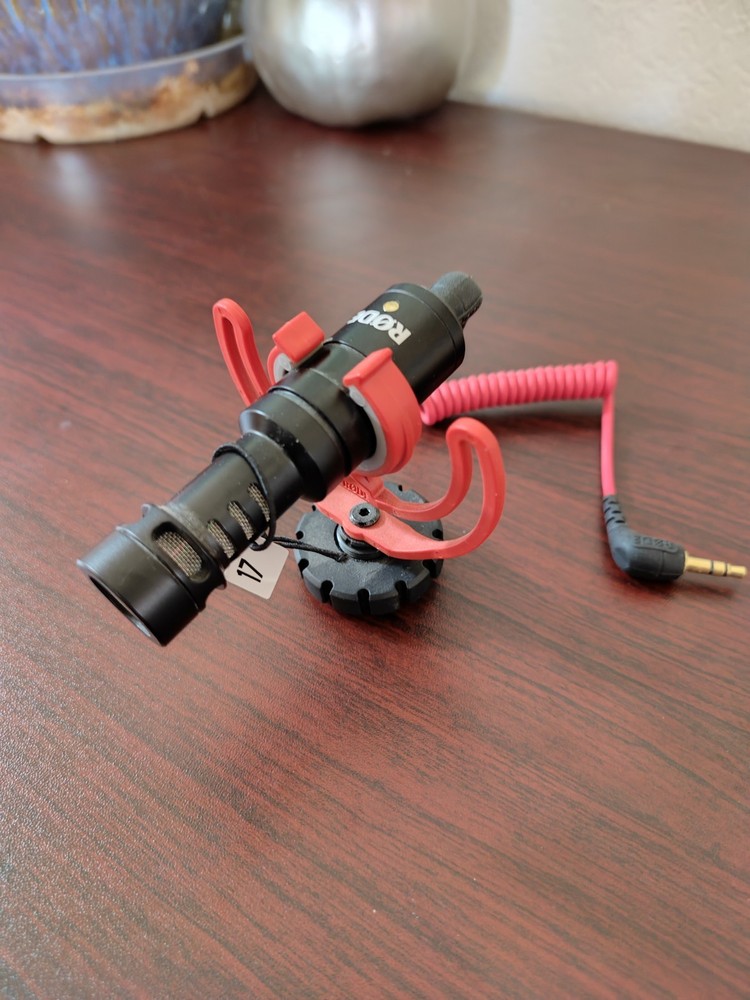 Rode VideoMicro Compact On Camera Microphone