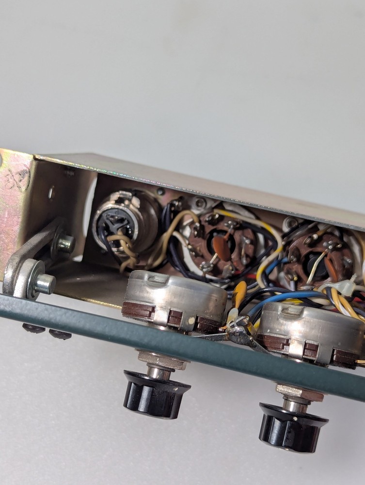 Vintage Altec 1589B Microphone Preamp,Summing Mixer / Parallel Processor(Read)