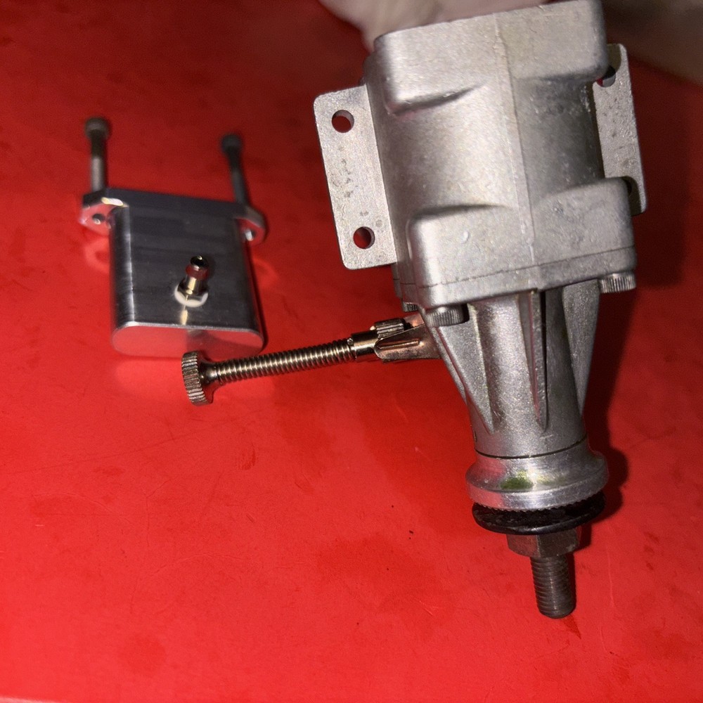 ENYA SS40 BUSHING CRANK STUNT ENGINE & T-MUFFLER COMPLETE NICE #63