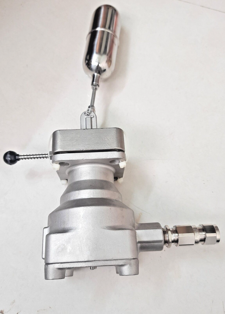 Hanla Horizantal Mounted Float Type Level Switch Model : FMS-E-1H-ES-T