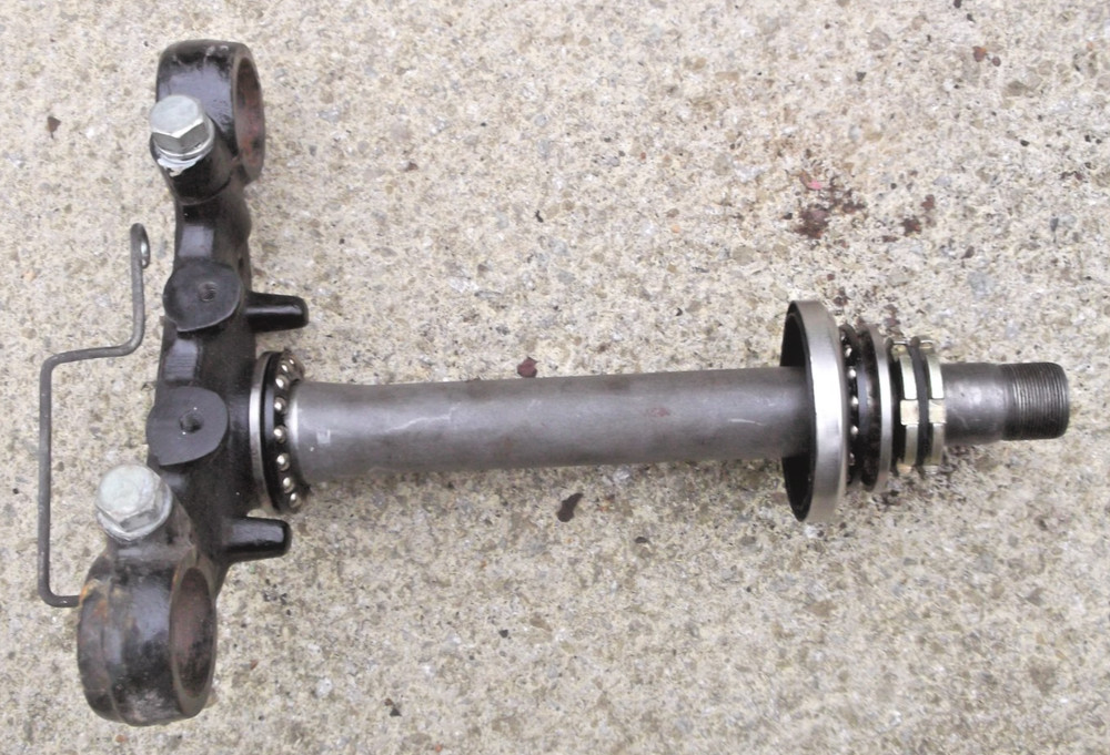 2008 Yamaha YBR 125 Bracket Under Bottom Steering Clamp