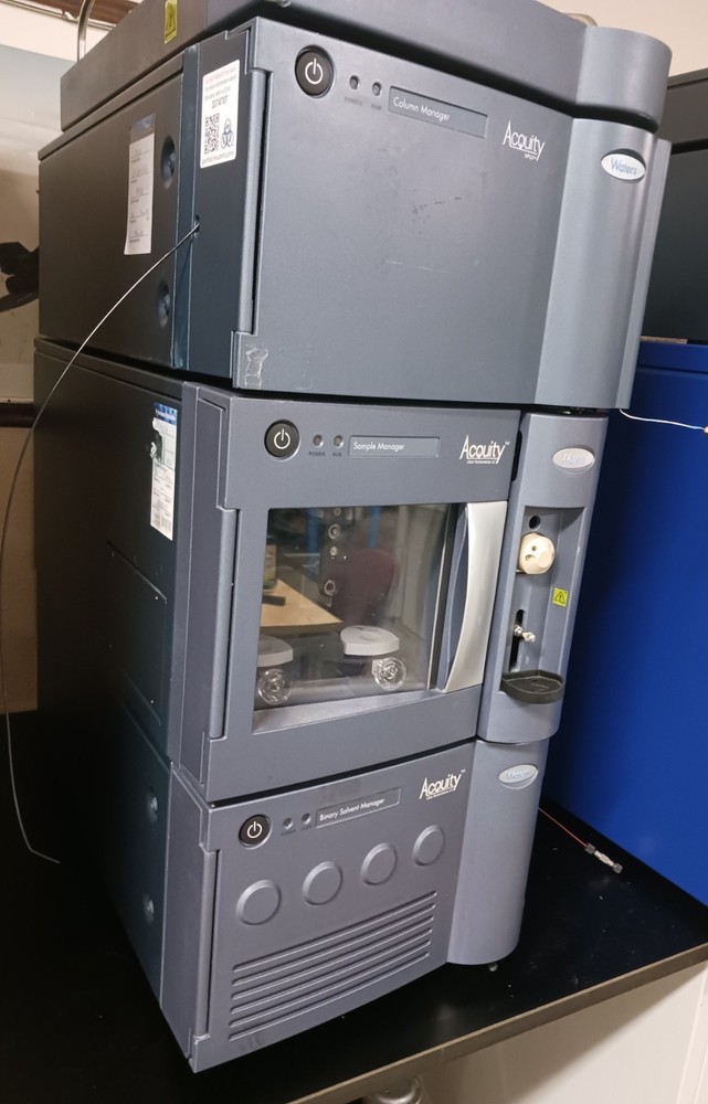 Waters Complete UPLC System with Work Station in excellent condition