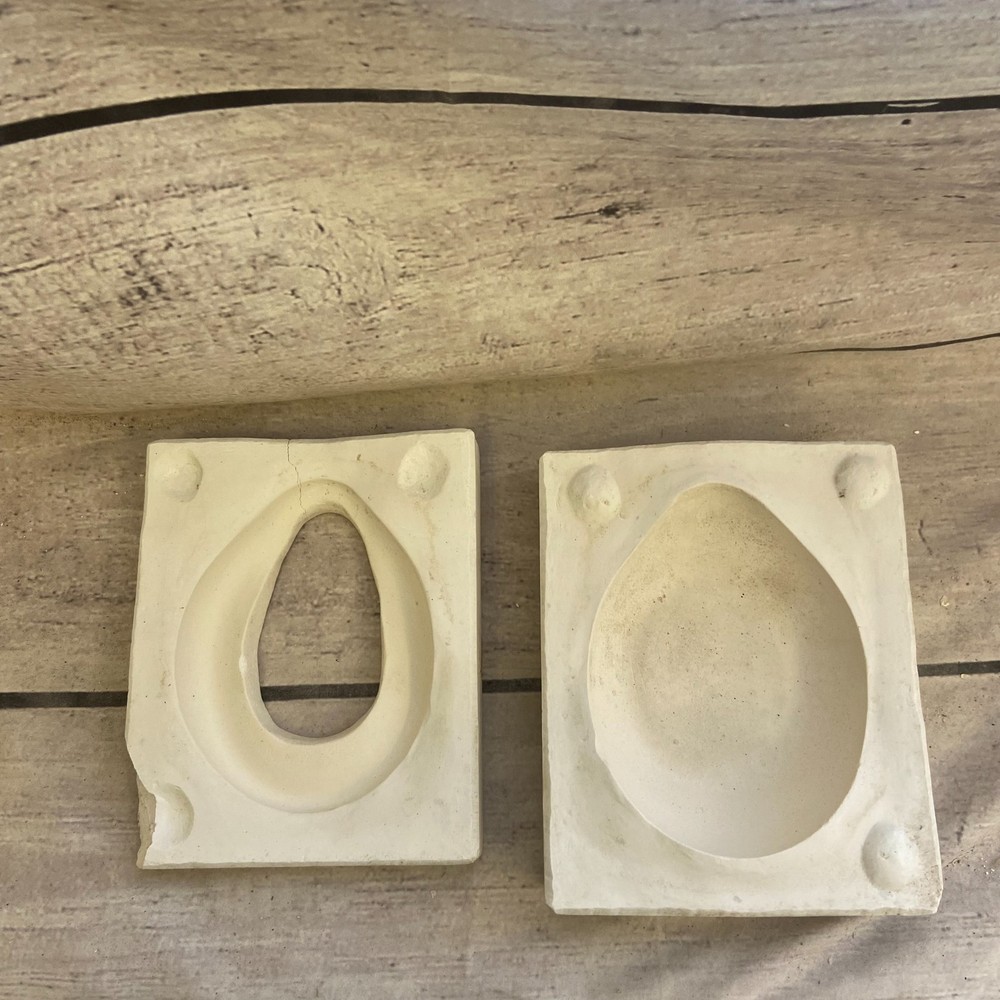 Unbranded Ceramic Slip Casting Mold Bed Pan