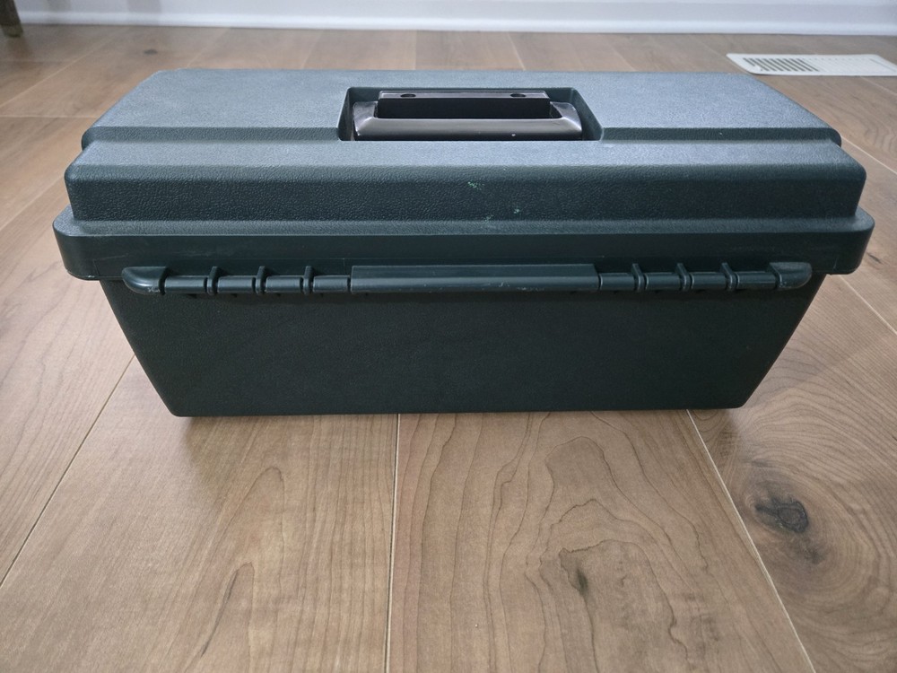 Artbin Storage Box Green With Painting Art Tools Handle