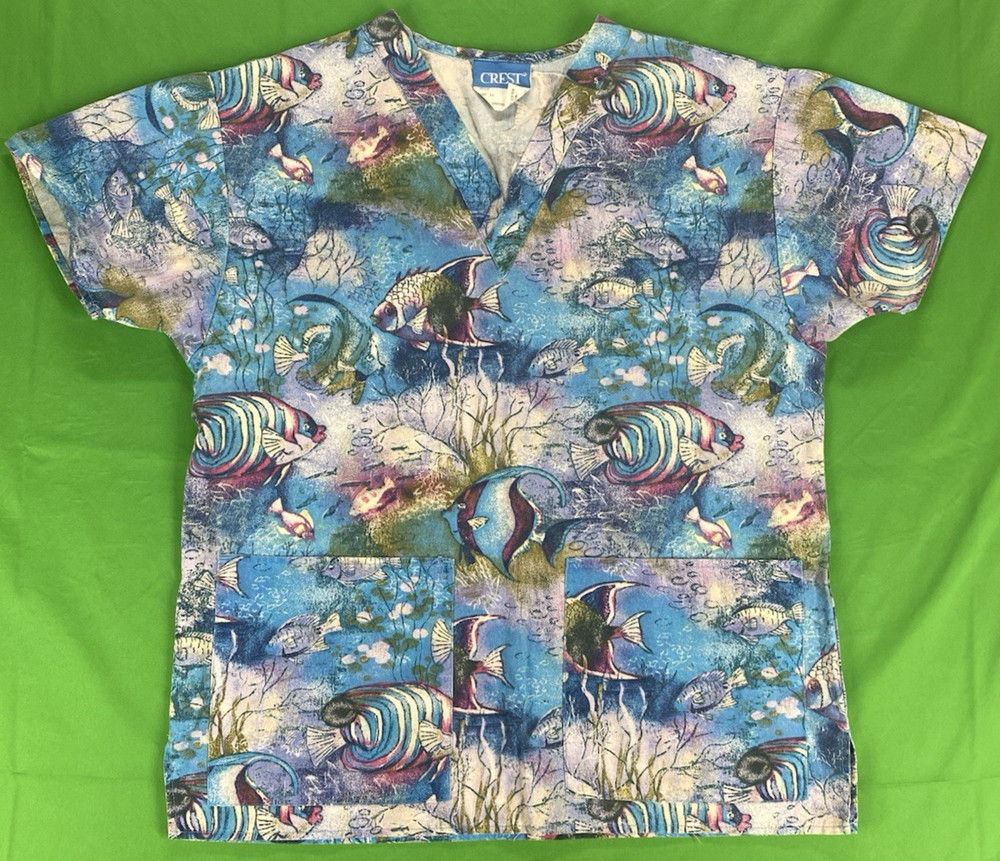 XS Sea Fish Patterned Crest Scrub Top