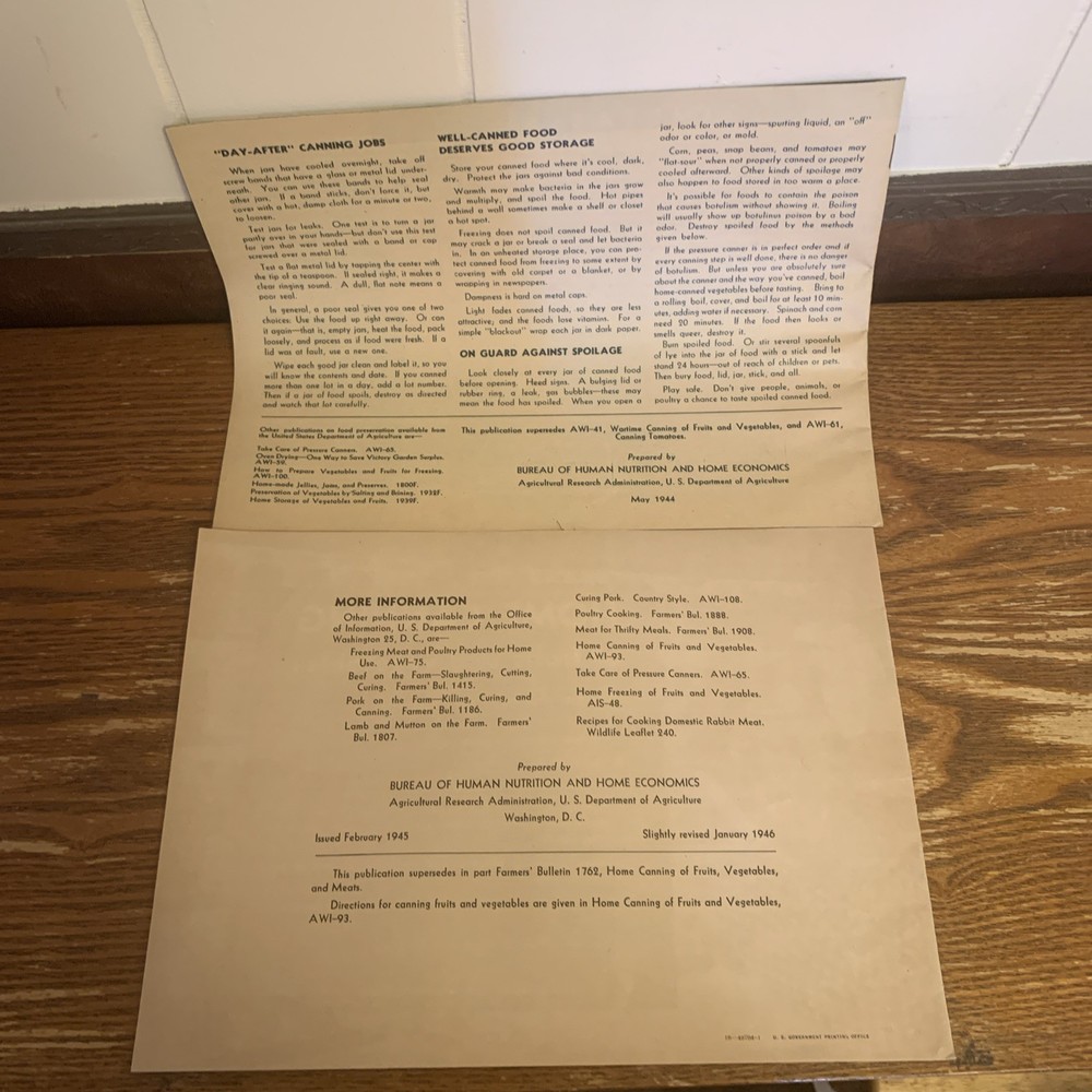 2 WWII Homefront USDA Booklets on Home Canning & Original Envelope #E1