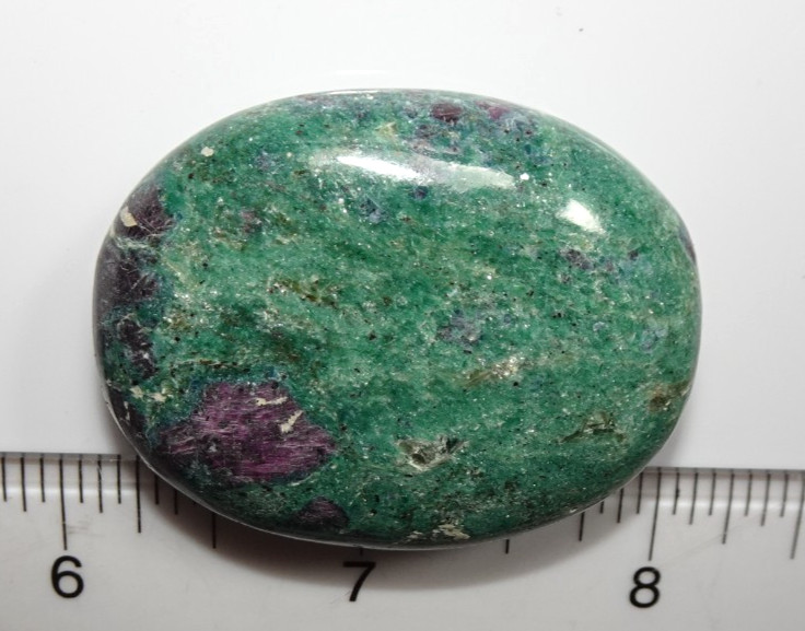 Ruby Fuchsite Palmstone - India sc1008