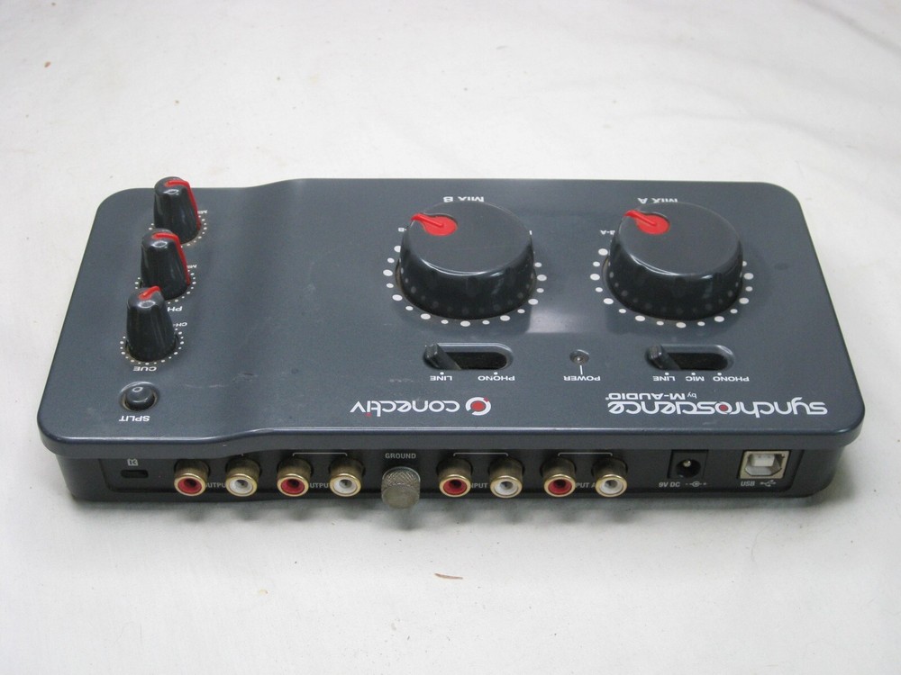 synchroscience M-AUDIO conectiv audio dj interface base unit only