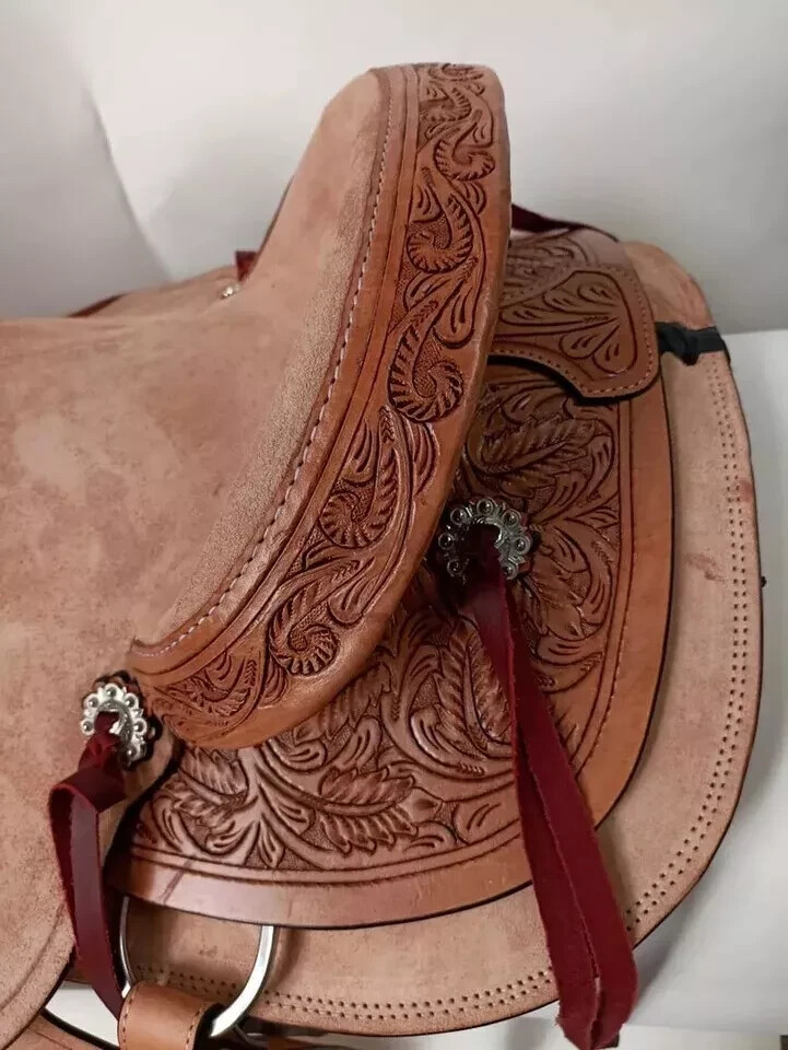 Roughout Western Leather A Fork Wade Tree Roping Ranch Saddle..