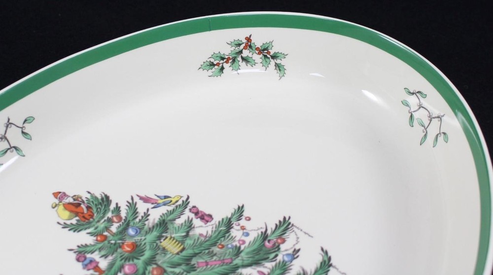 Spode Christmas Tree Green 14 Inch Oval Baker